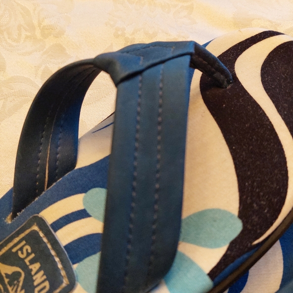 Island Slipper flip flops blue wave print handmade in Hawaii. Size 7men, 8 women - Picture 5 of 12